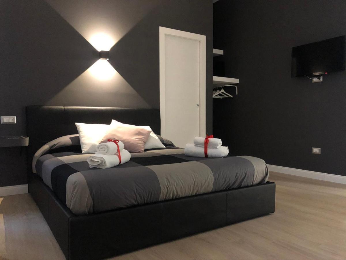 Nsh Apparthotel, Napoli Centro 外观 照片