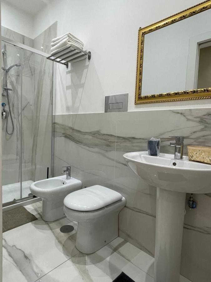 Nsh Apparthotel, Napoli Centro 外观 照片