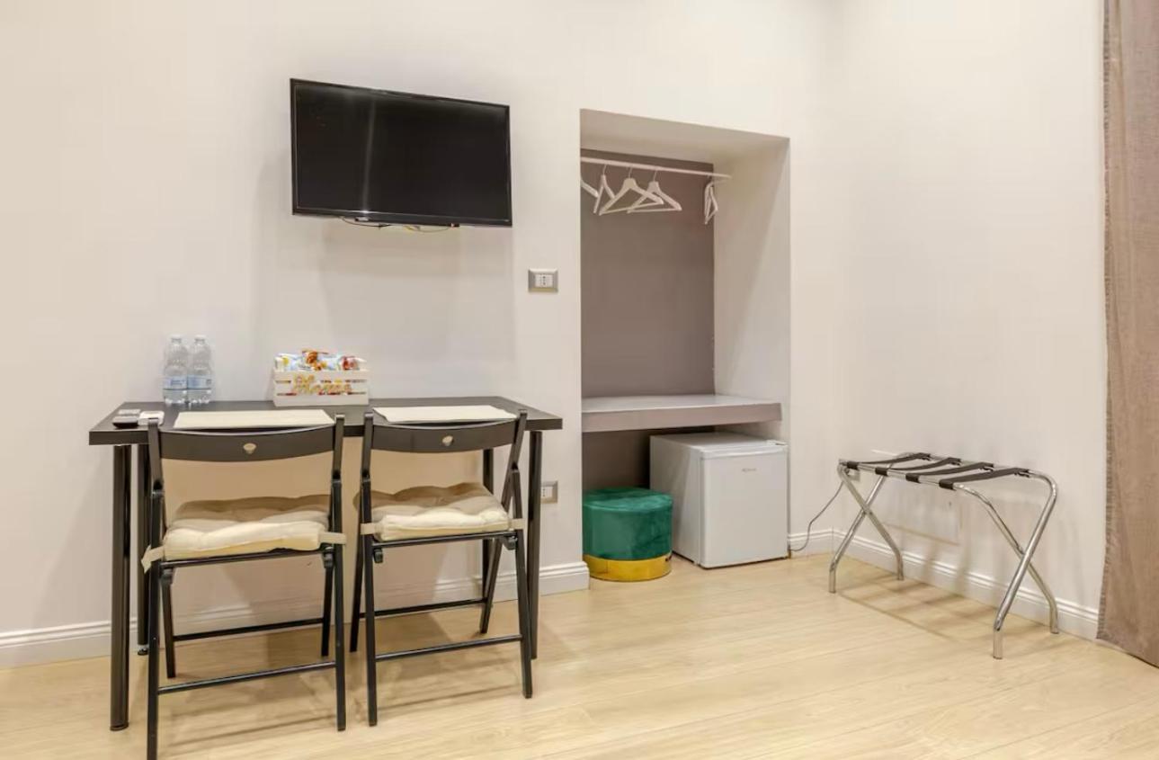 Nsh Apparthotel, Napoli Centro 外观 照片